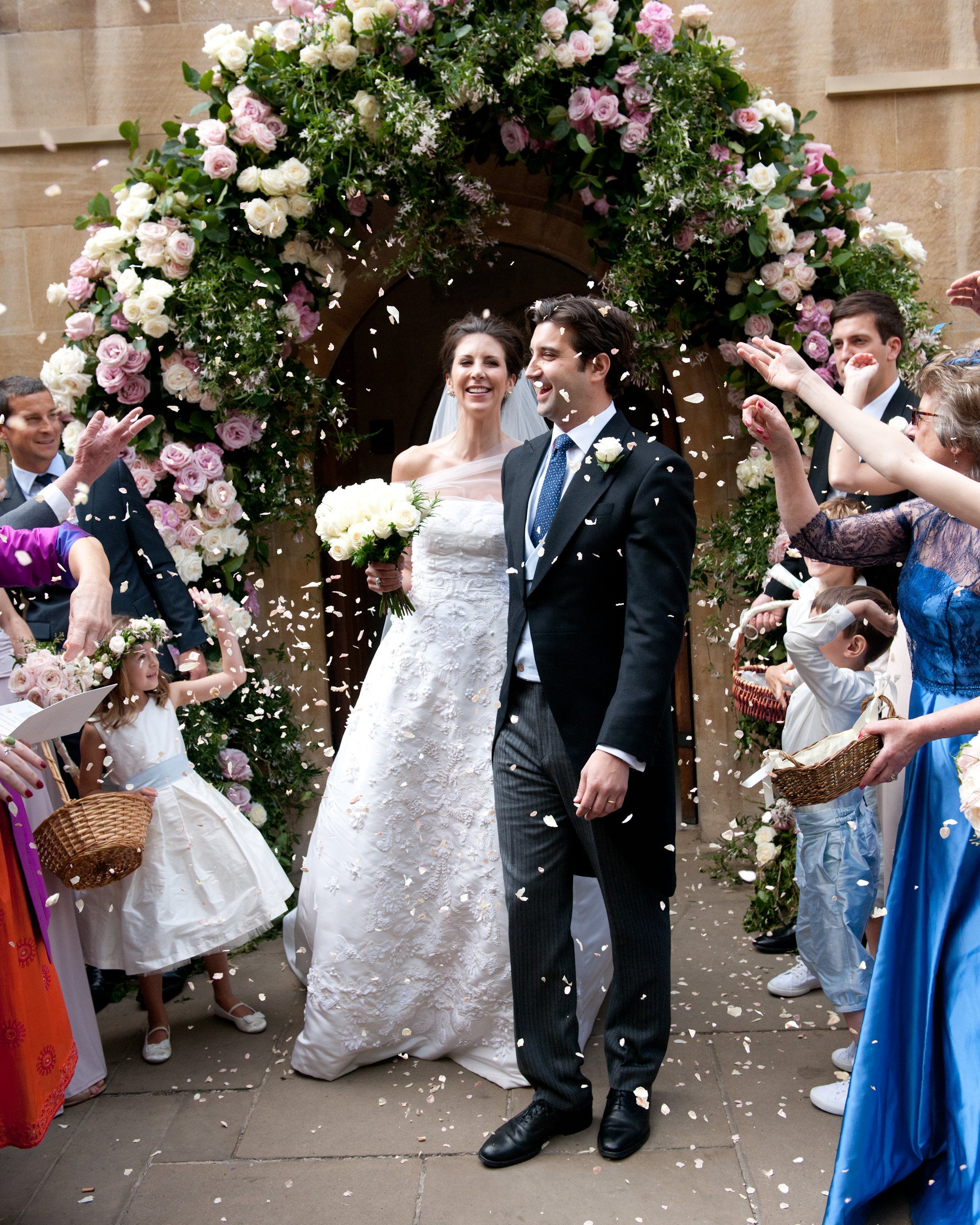 Wedding couple outside Temple Church